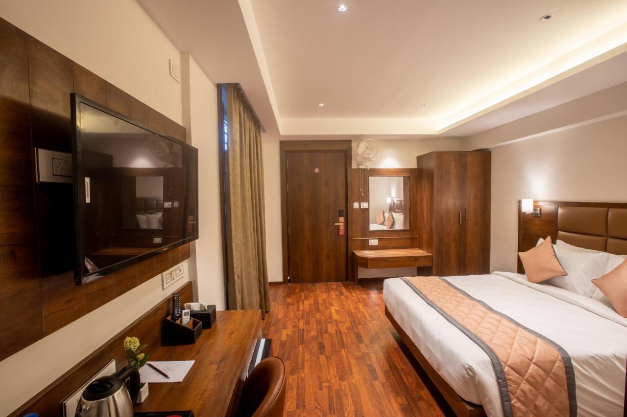 Golden Fortune Inn Hotel Bangalore Extérieur photo
